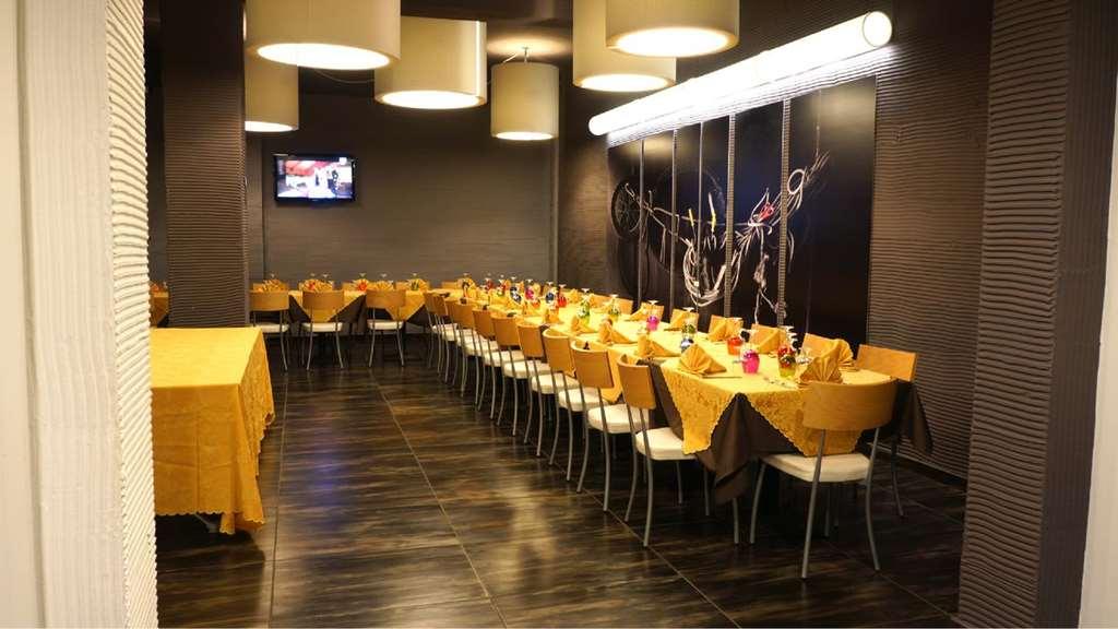 Hotel Scigliano Rossano Restoran foto