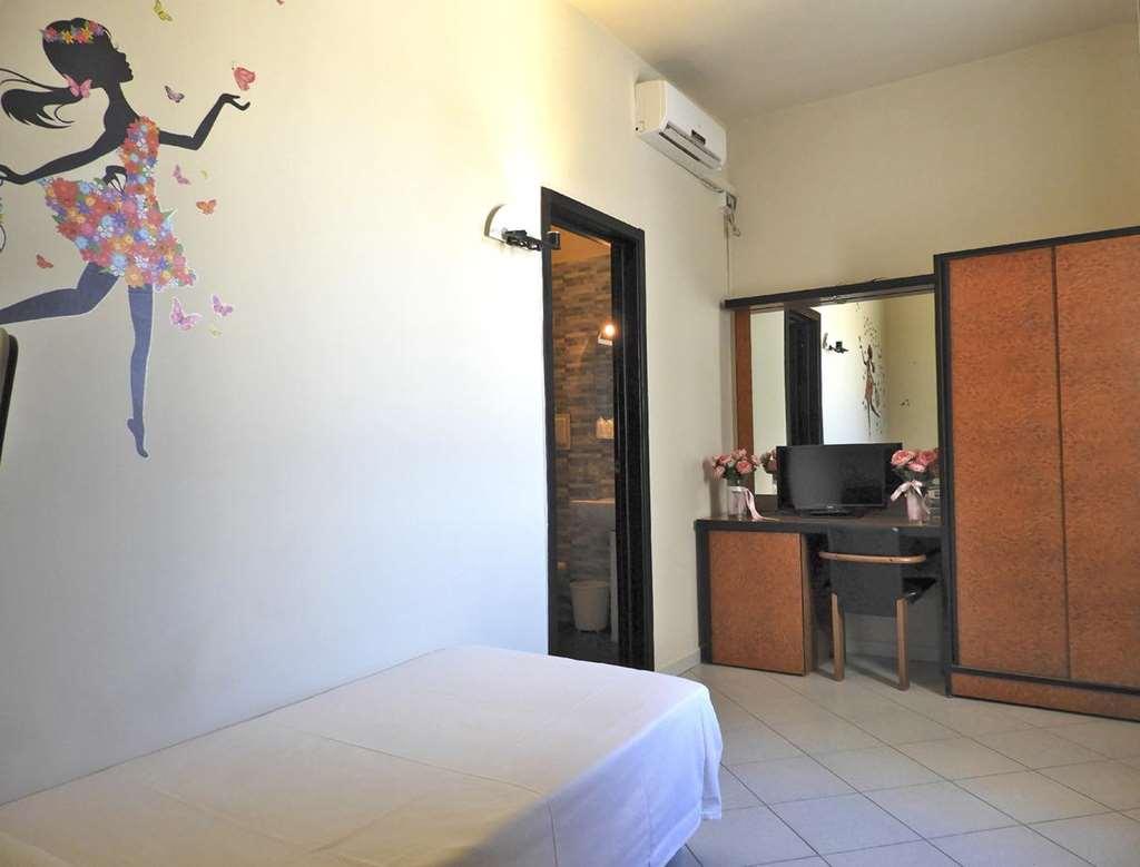 Hotel Scigliano Rossano Ruang foto