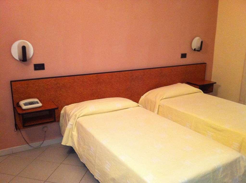 Hotel Scigliano Rossano Ruang foto
