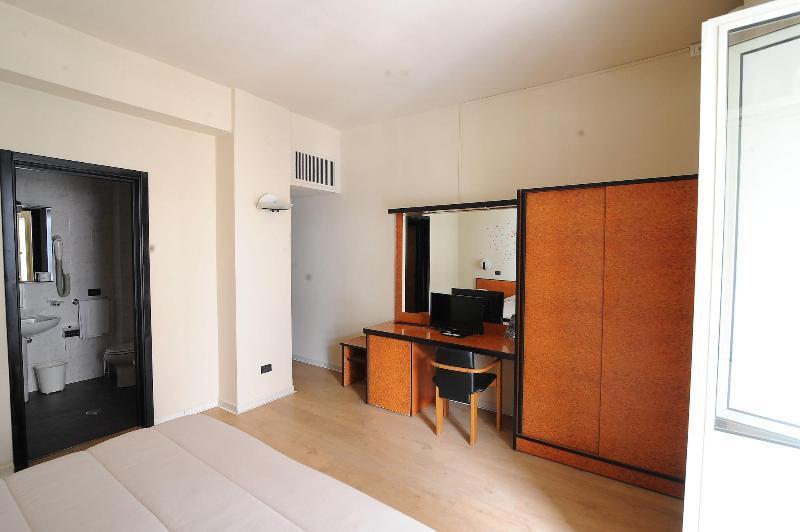 Hotel Scigliano Rossano Bagian luar foto